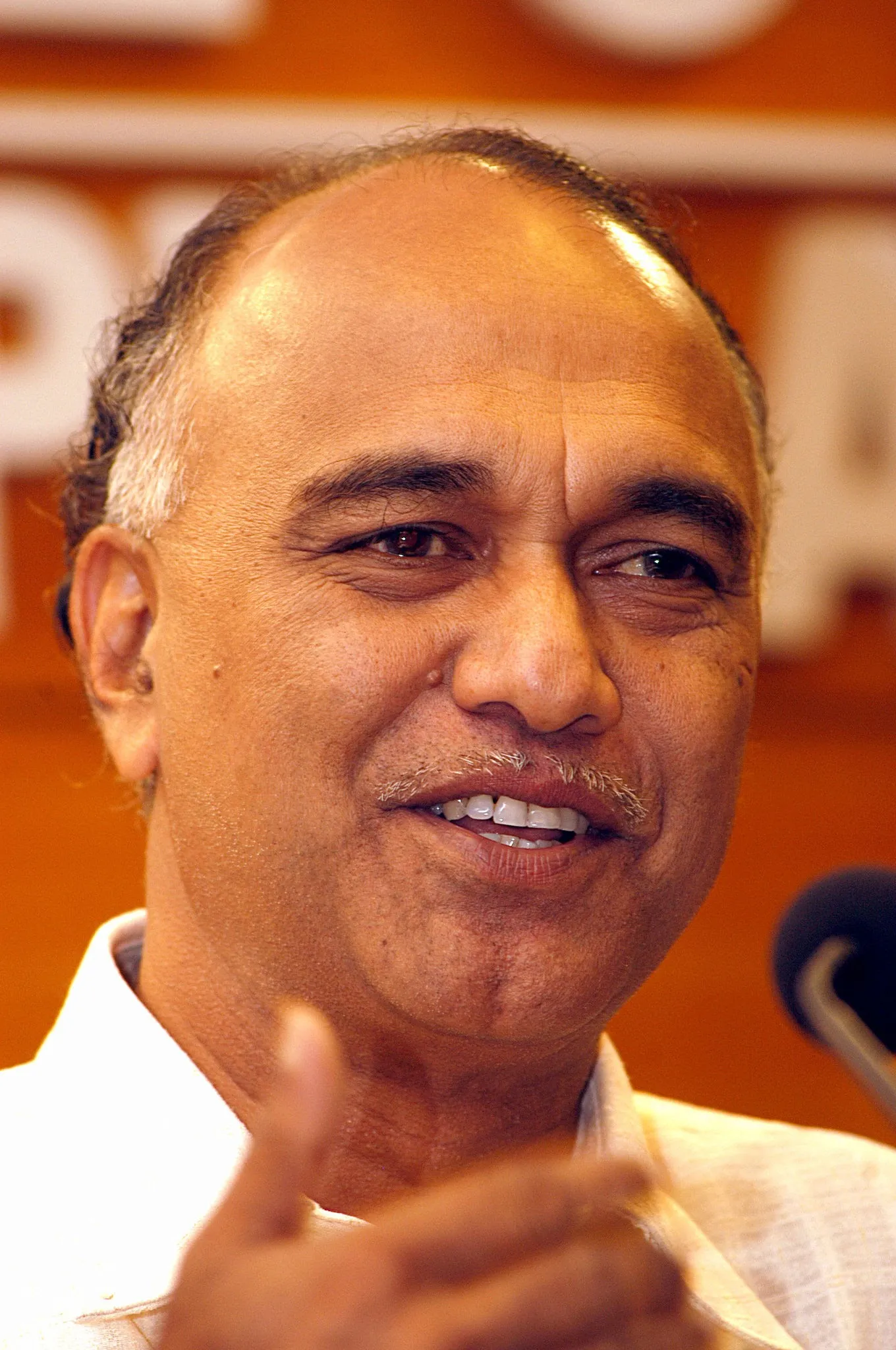 സ. എളമരം കരീം